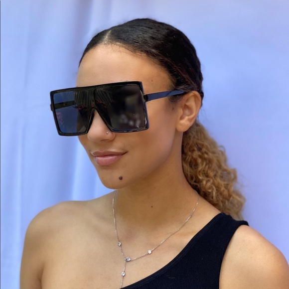 BO$$ BABE in Black - Picture 1 of 2